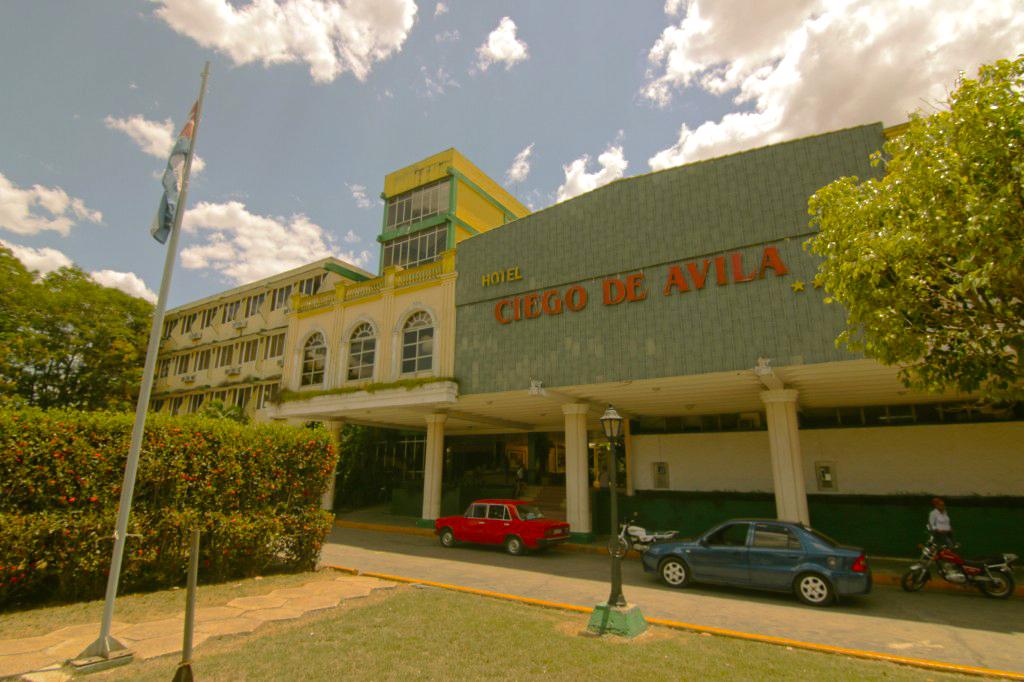 Ciego De Avila Hotel Exterior photo